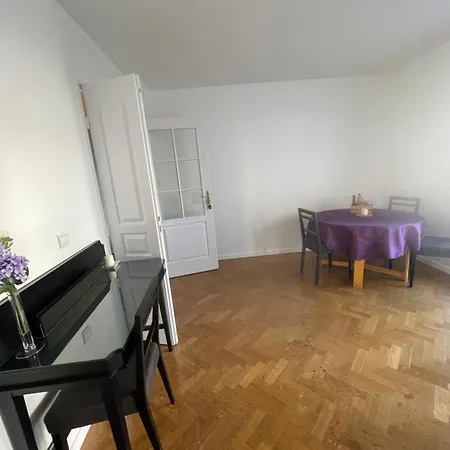 Apartment Imperialand T2 Terrasse Parking Dans La Verdure